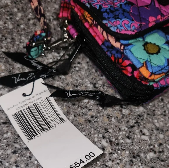 NWT Vera Bradley Wallet - Picture 2 of 4